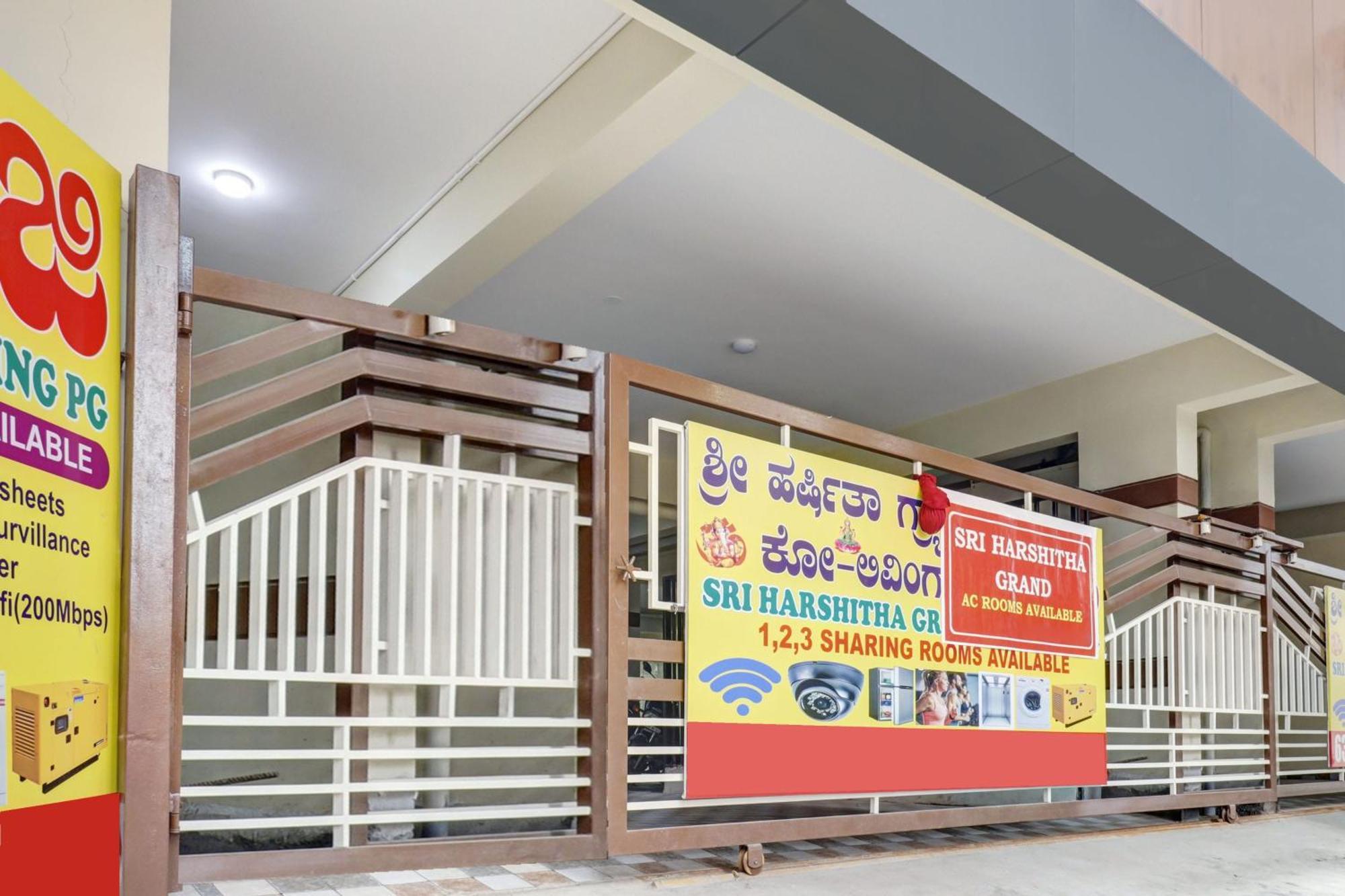 Super Hotel O Sri Harshitha Grand Near Zudio - Star Bazaar, Kundalhalli Gate Bangalore Exterior foto